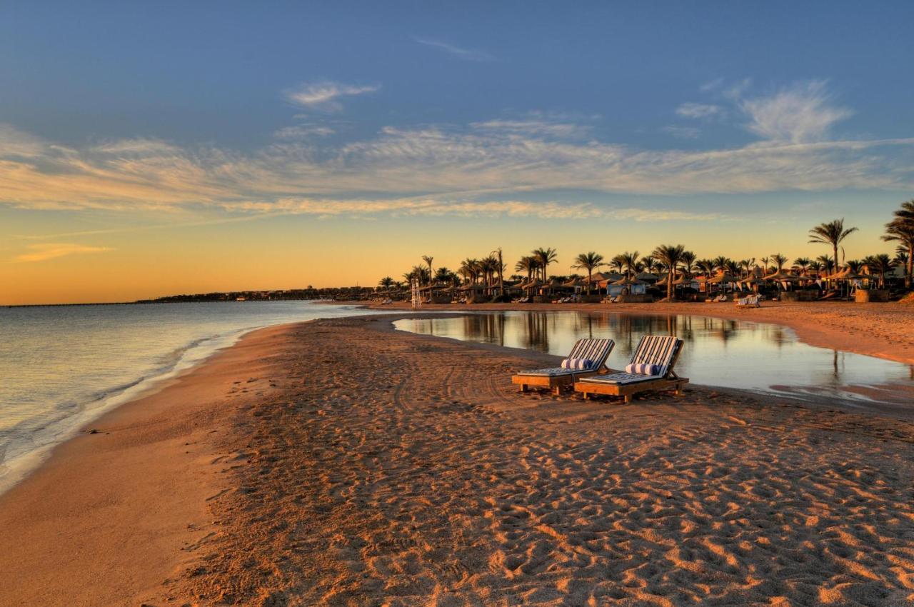 Aurora Oriental Resort Sharm El Sheikh Exterior foto Sunset at the Hilton Sharm El Sheikh